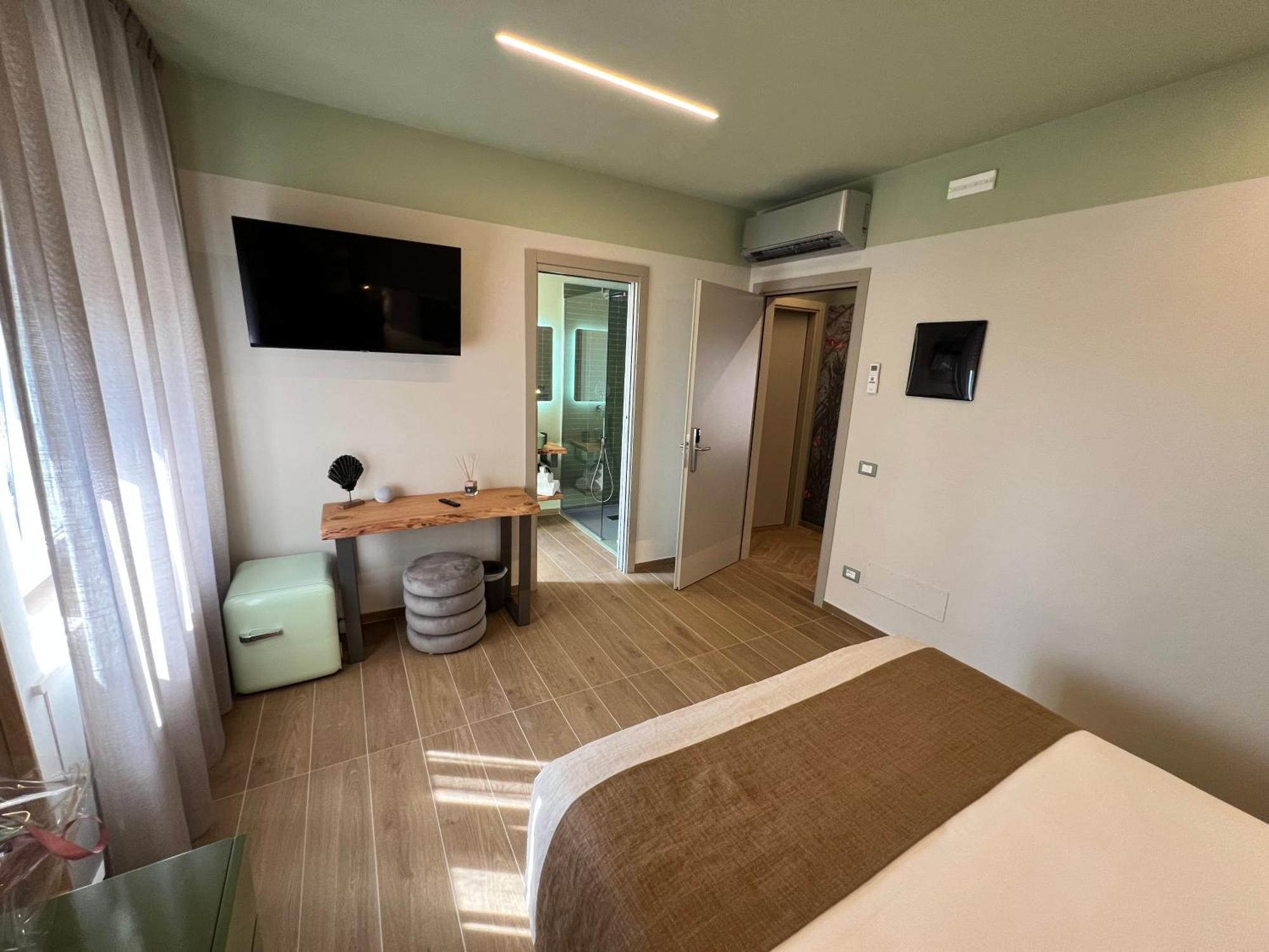 Luci Sul Mare -Boutique Rooms Follonica Exteriör bild