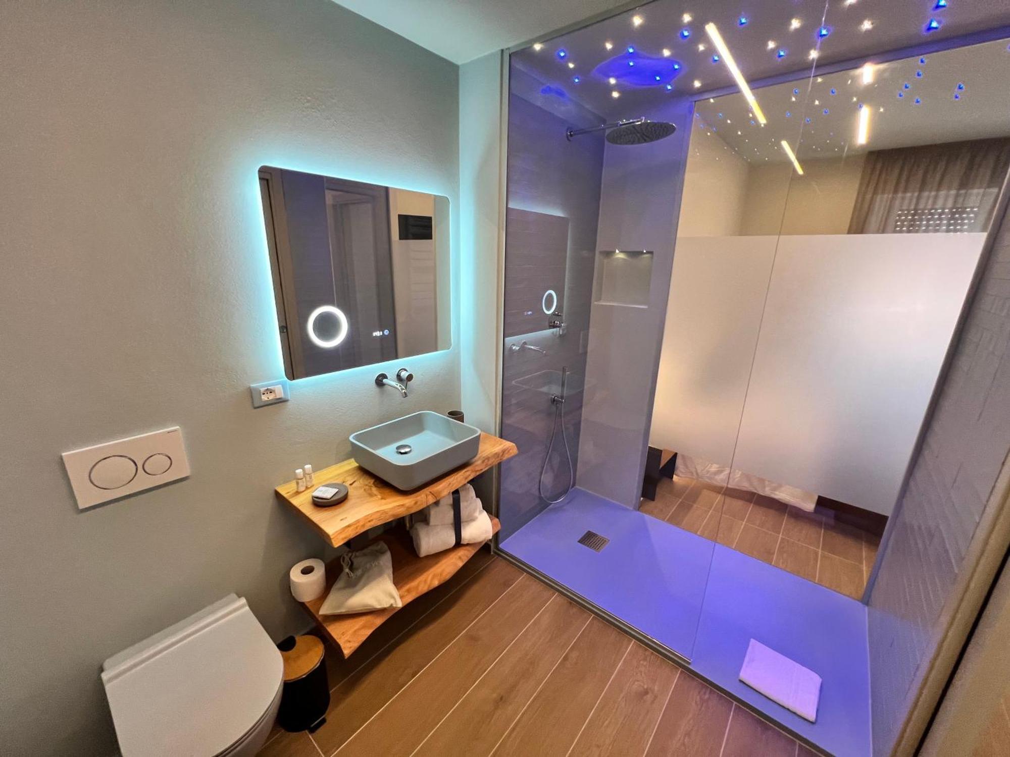 Luci Sul Mare -Boutique Rooms Follonica Exteriör bild