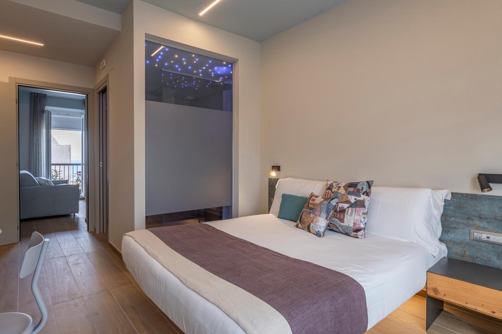 Luci Sul Mare -Boutique Rooms Follonica Exteriör bild