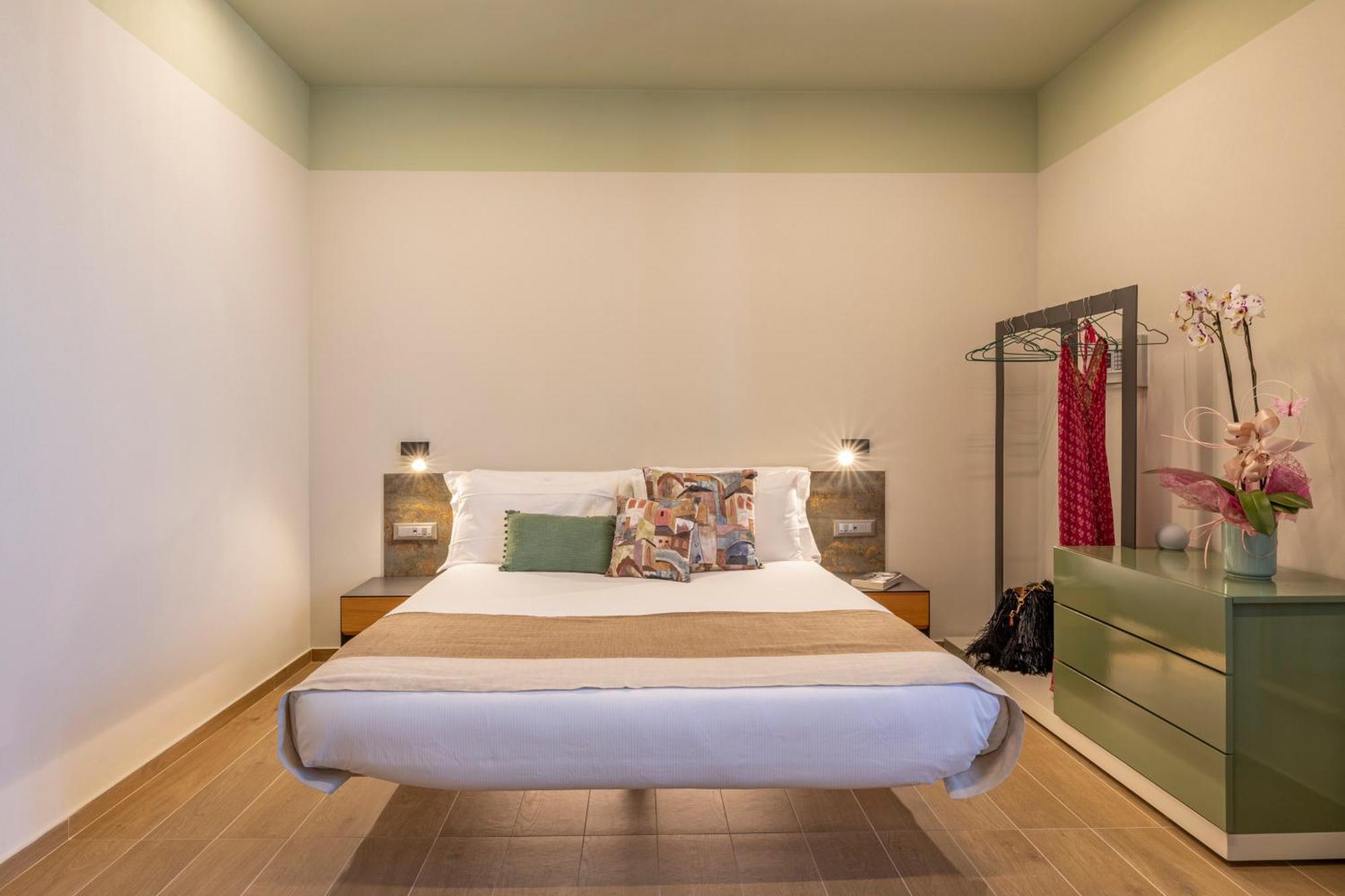 Luci Sul Mare -Boutique Rooms Follonica Exteriör bild