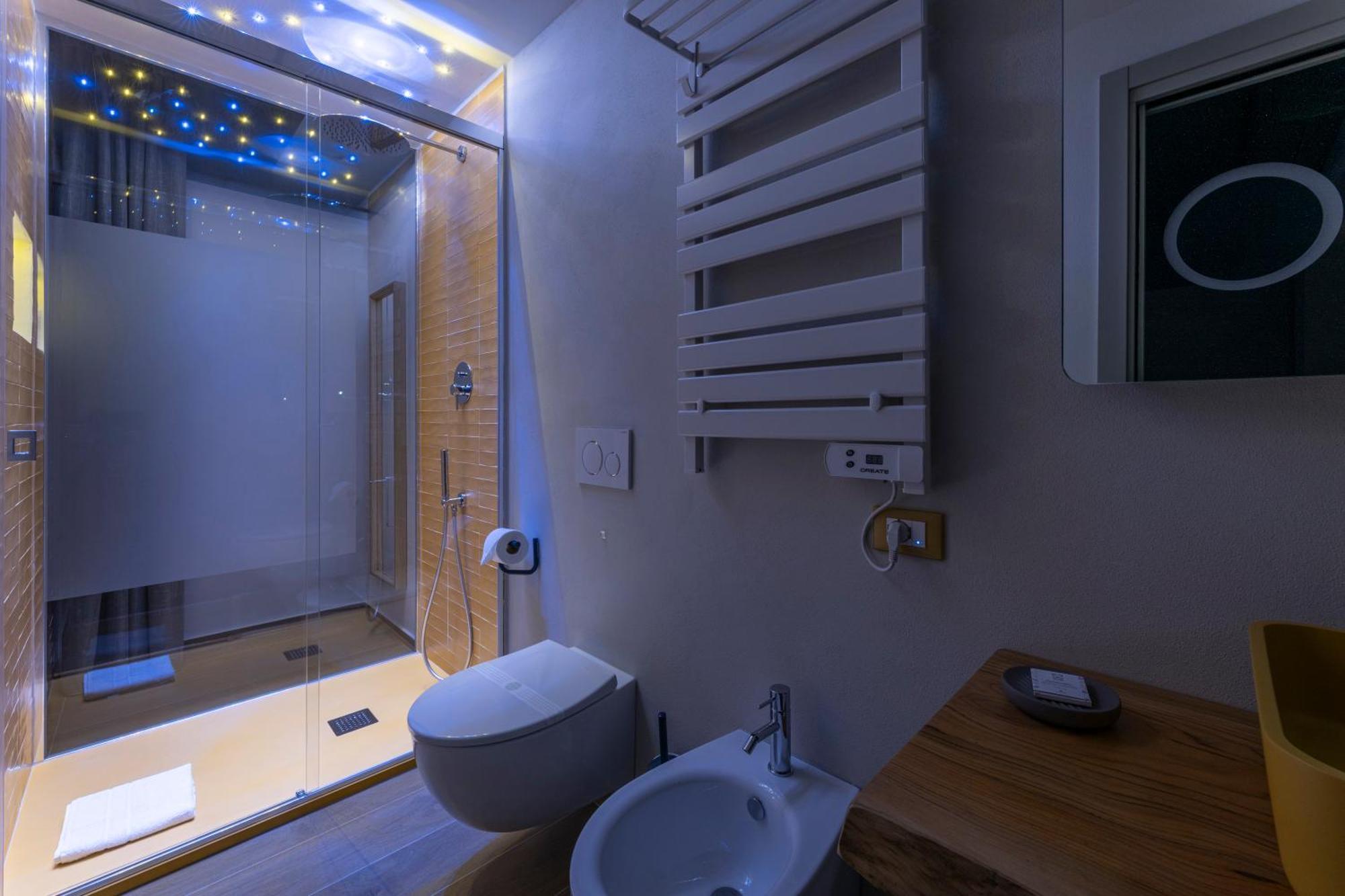 Luci Sul Mare -Boutique Rooms Follonica Exteriör bild